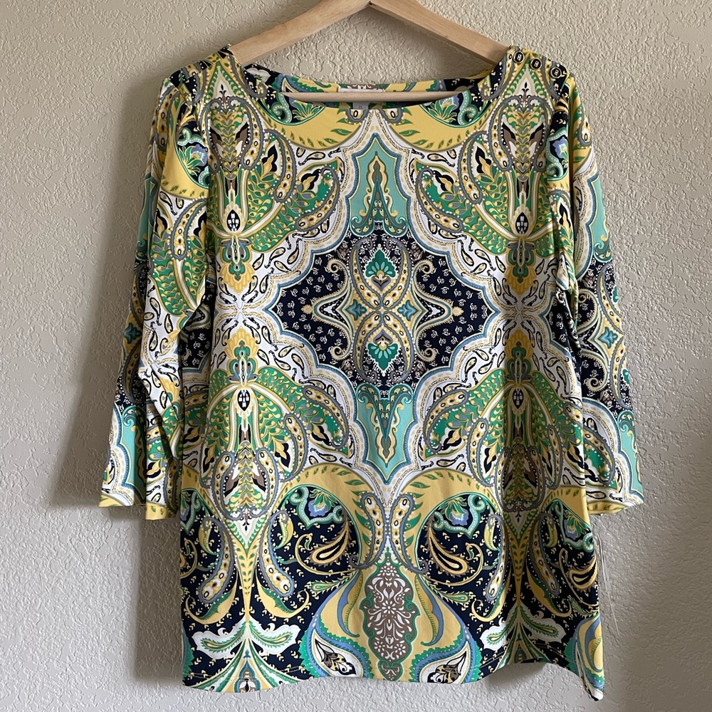 NWT - Multi-colored pattern top with decorative buttons on left shoulder